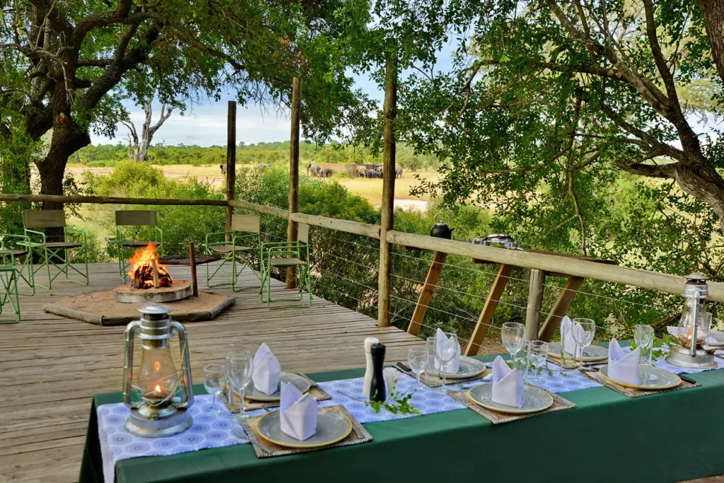 1800px-2026-seolo-africa-sleep-outs-decks-40
